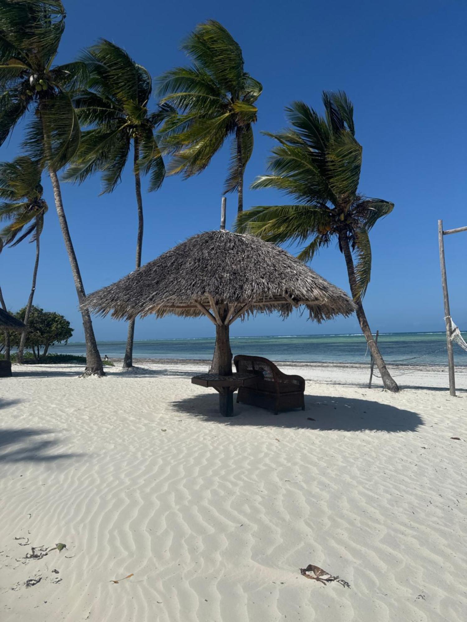 Zanzinite Beach Spa Hotel Zanzibar Exteriör bild